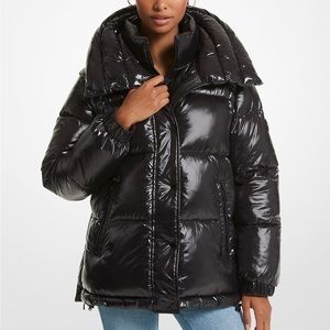 Michael kors new with tag 🏷️ perfect for Christmas